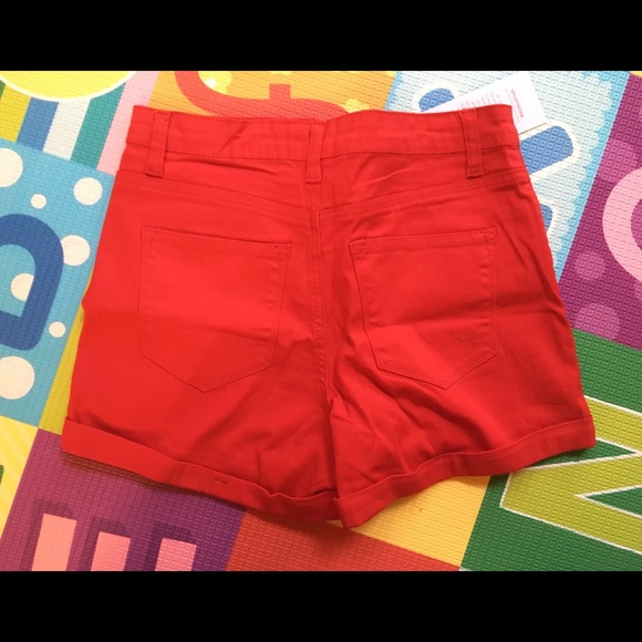 NWT red ModCloth shorts - Picture 2 of 6